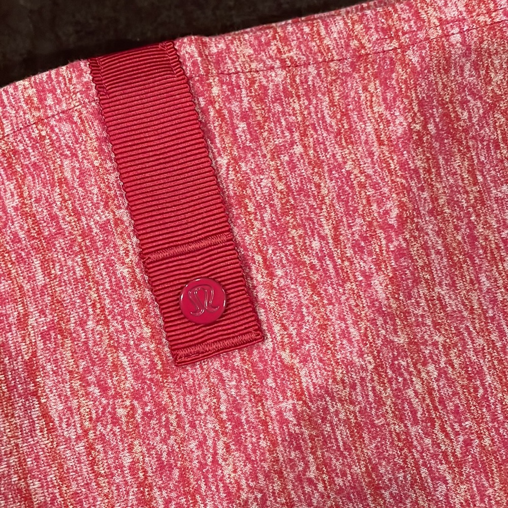 NWOT Lululemon Pink Vinyasa Scarf